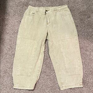 Casual Light Lime Green Tapered Jeans